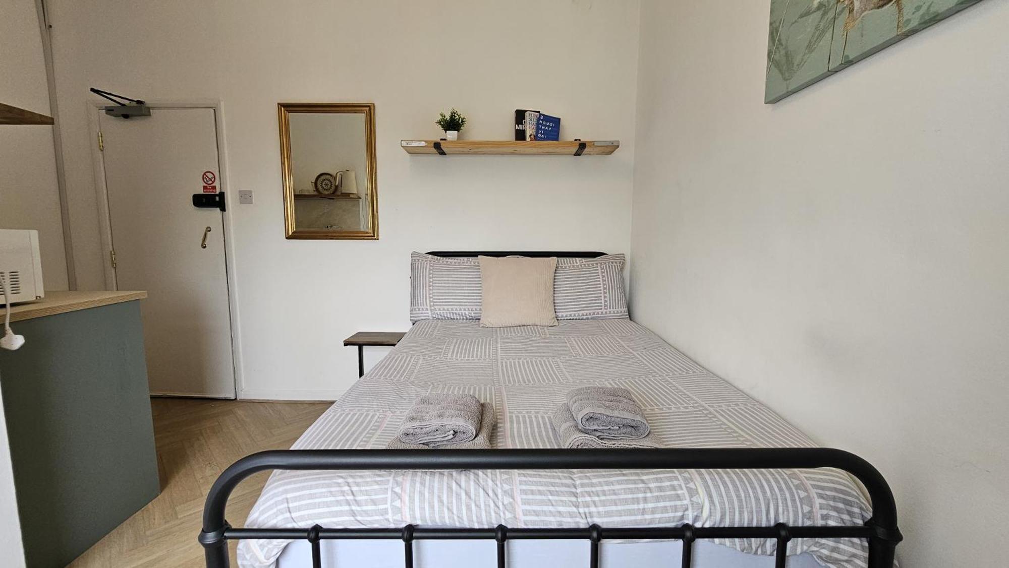 Newly Renovated Studios & Ensuite Rooms! - Camberwell ロンドン エクステリア 写真