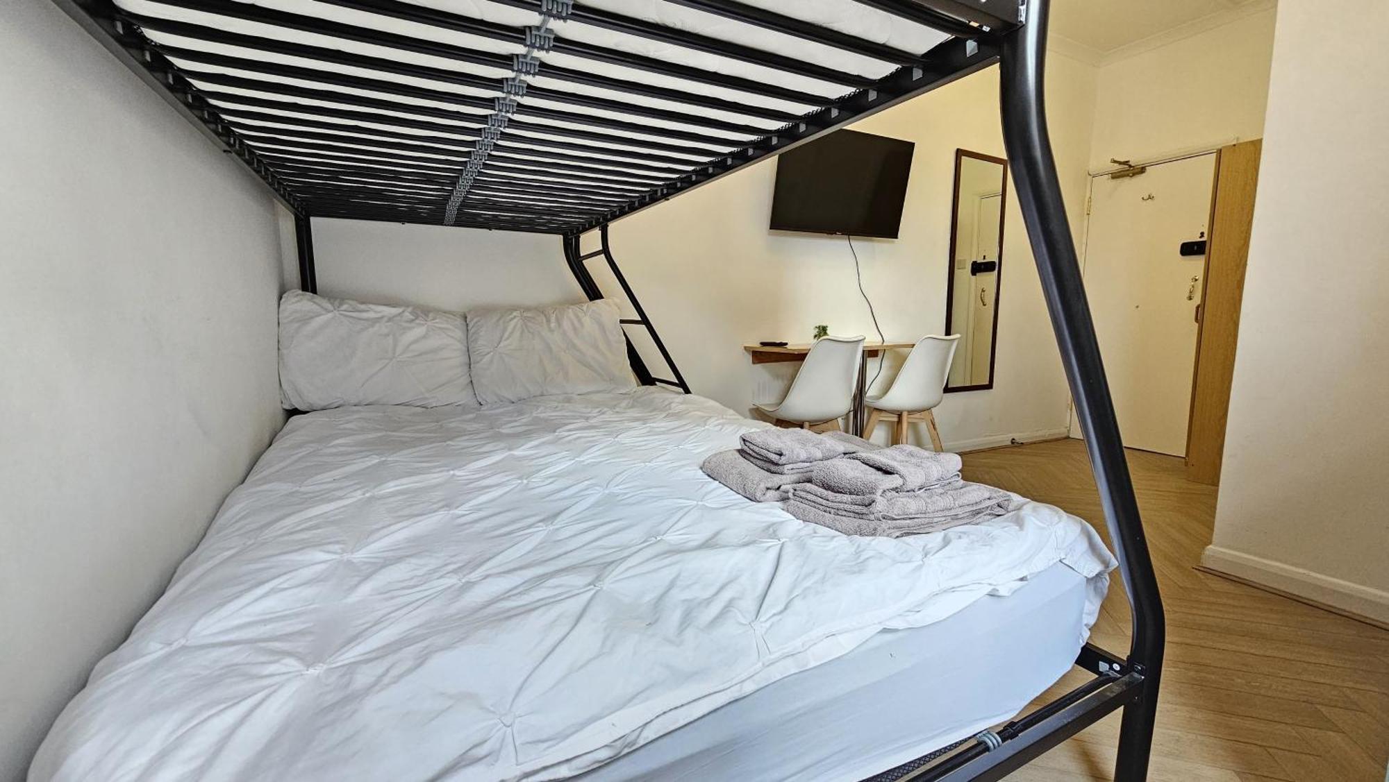 Newly Renovated Studios & Ensuite Rooms! - Camberwell ロンドン エクステリア 写真