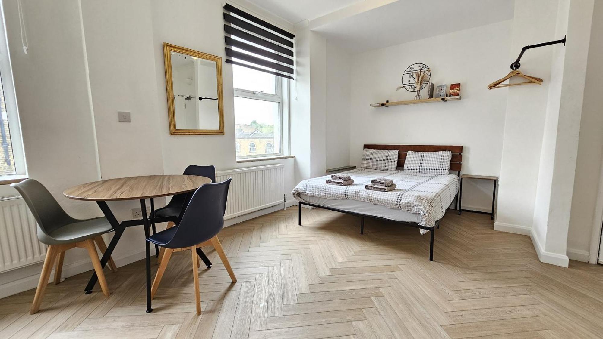 Newly Renovated Studios & Ensuite Rooms! - Camberwell ロンドン エクステリア 写真