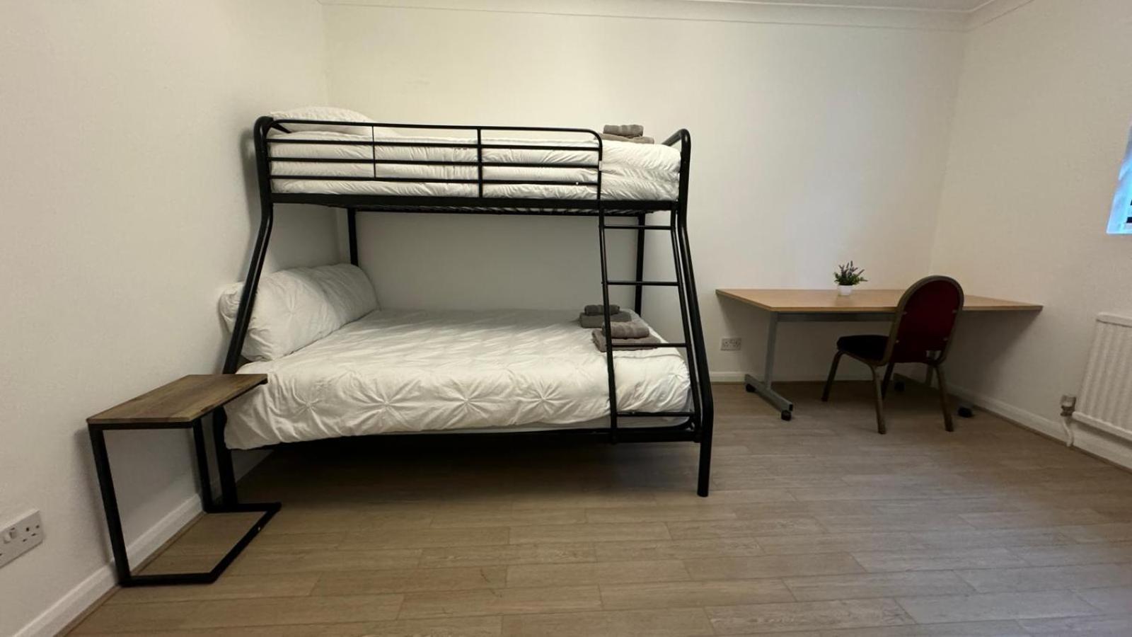 Newly Renovated Studios & Ensuite Rooms! - Camberwell ロンドン エクステリア 写真