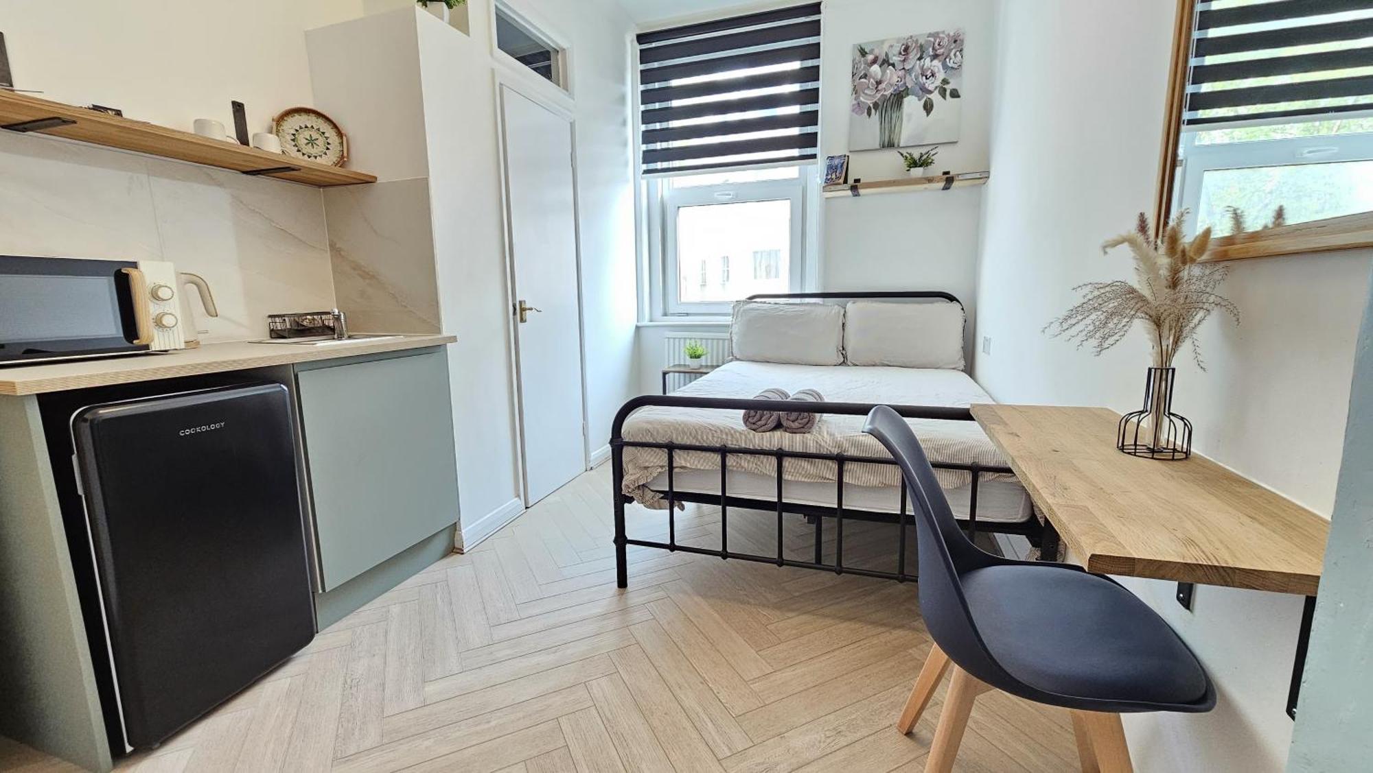 Newly Renovated Studios & Ensuite Rooms! - Camberwell ロンドン エクステリア 写真
