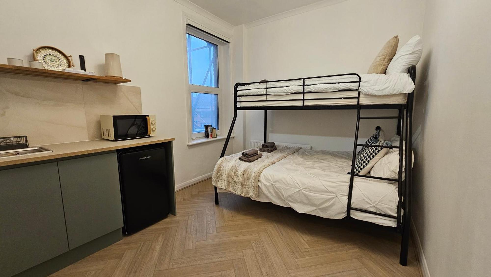 Newly Renovated Studios & Ensuite Rooms! - Camberwell ロンドン エクステリア 写真
