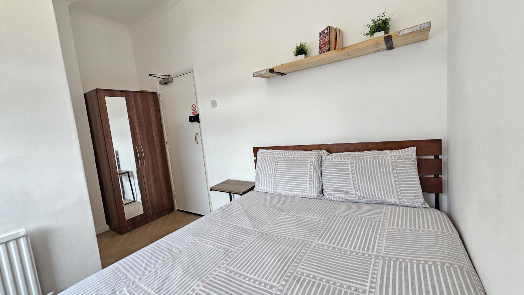 Newly Renovated Studios & Ensuite Rooms! - Camberwell ロンドン エクステリア 写真